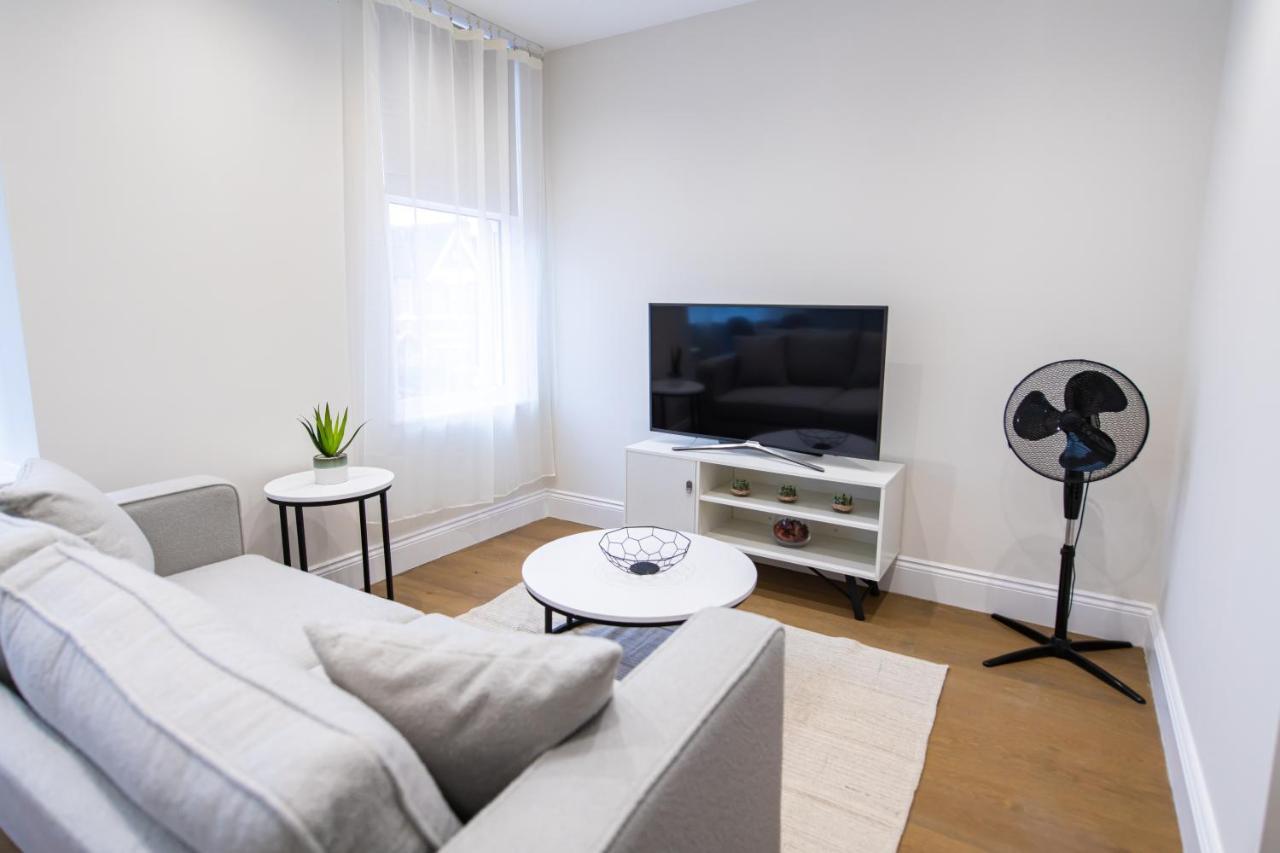 Ealing Residency Lejlighedshotel London Eksteriør billede