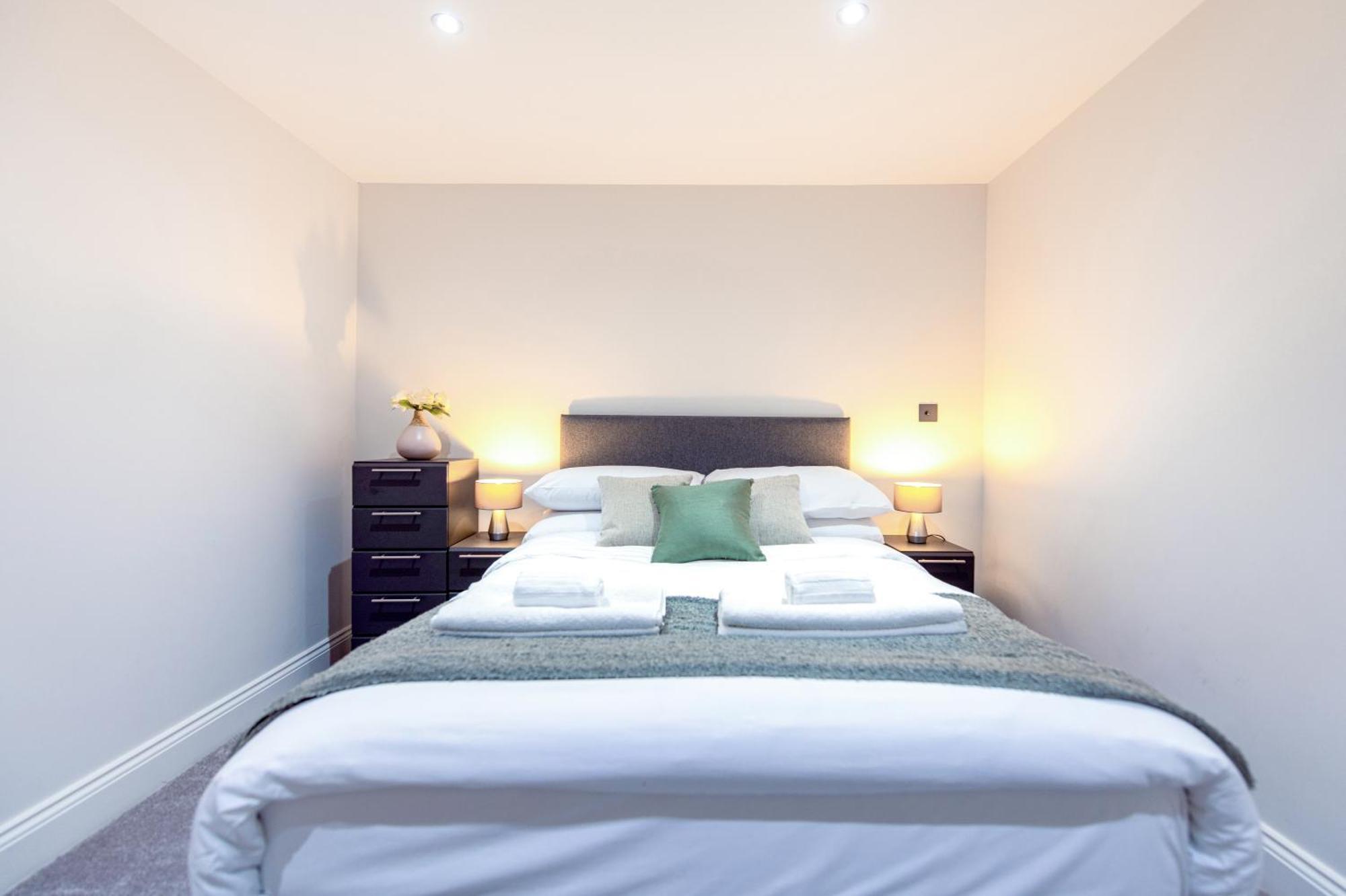 Ealing Residency Lejlighedshotel London Eksteriør billede