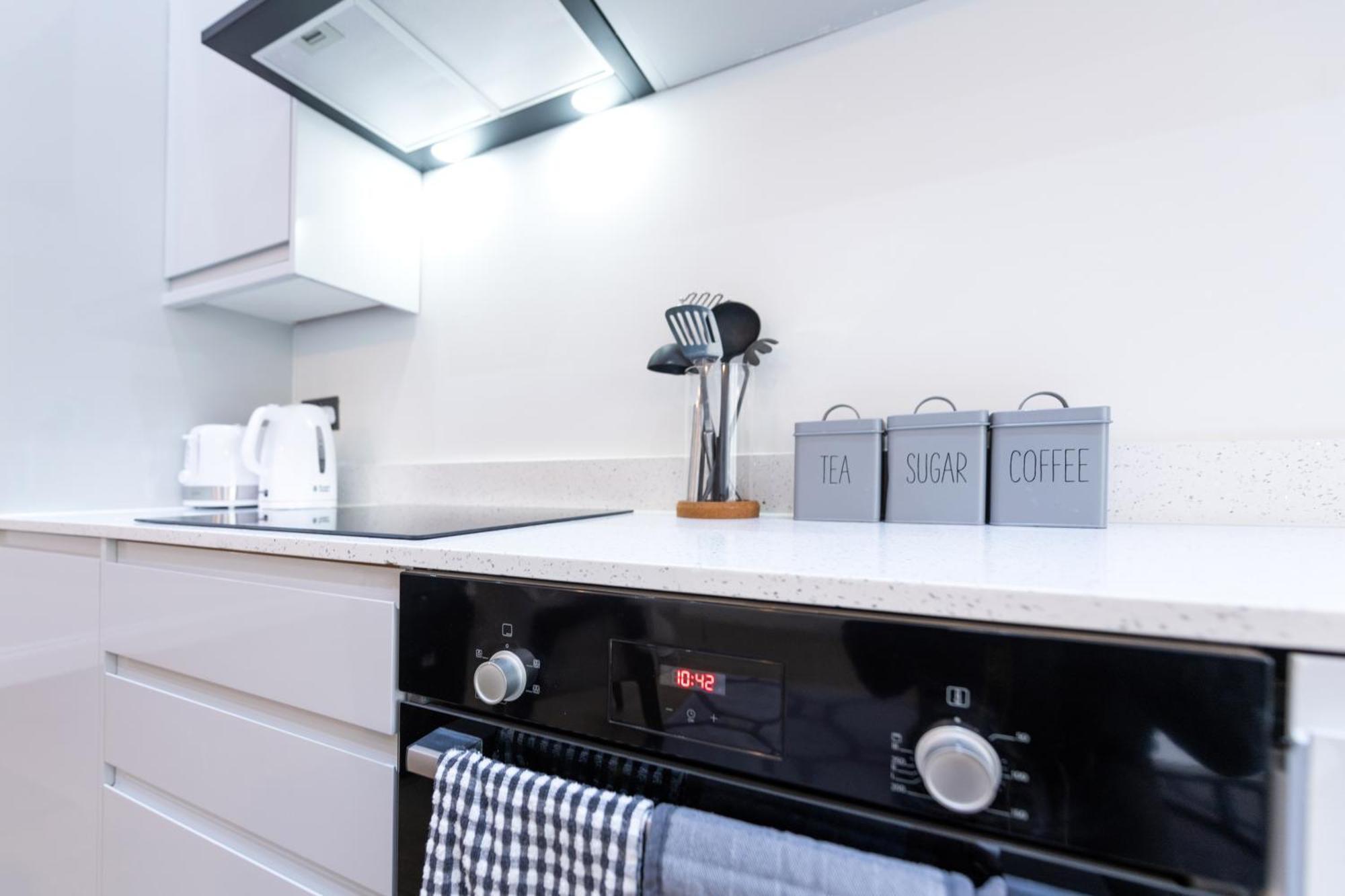 Ealing Residency Lejlighedshotel London Eksteriør billede