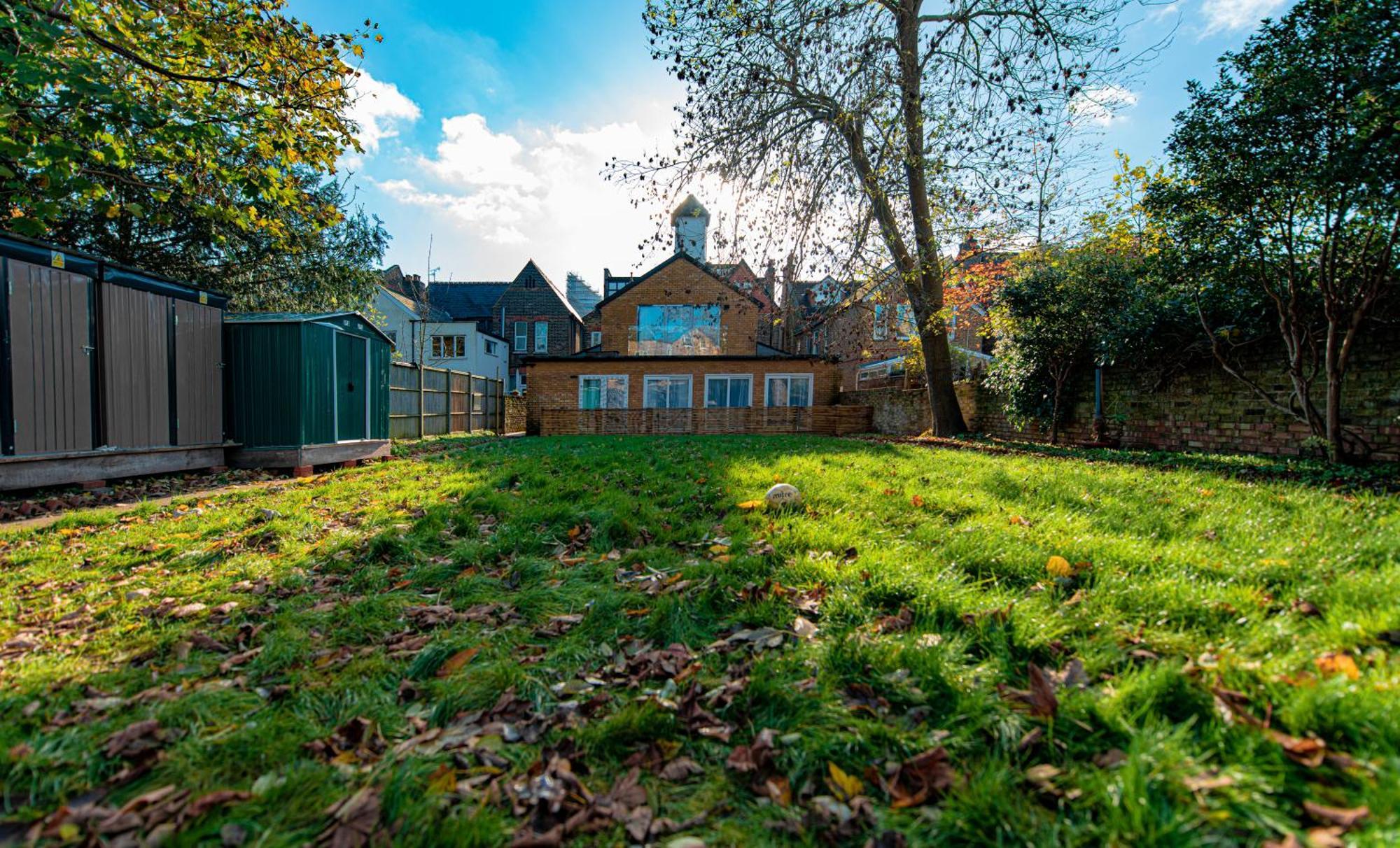 Ealing Residency Lejlighedshotel London Eksteriør billede